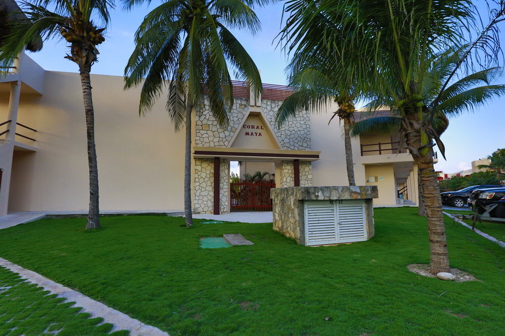 Coral Maya Condo Hotel Puerto Aventuras Exterior foto