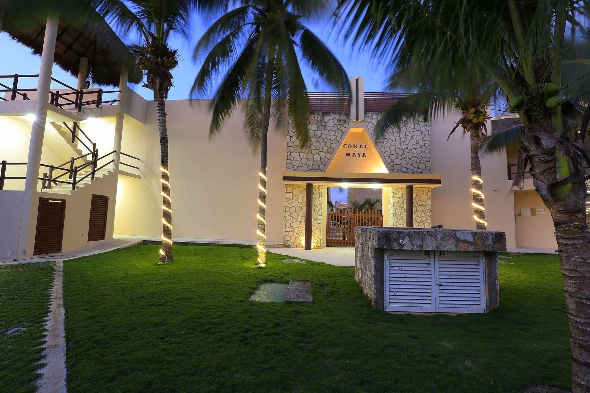Coral Maya Condo Hotel Puerto Aventuras Exterior foto
